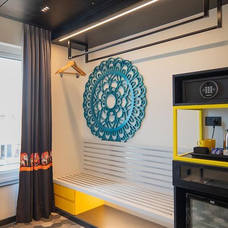 Zibe Luxe Kakinada By Grt Hotels ภายนอก รูปภาพ