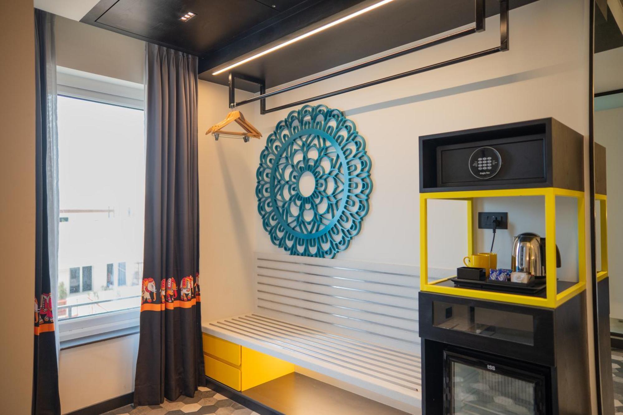 Zibe Luxe Kakinada By Grt Hotels ภายนอก รูปภาพ