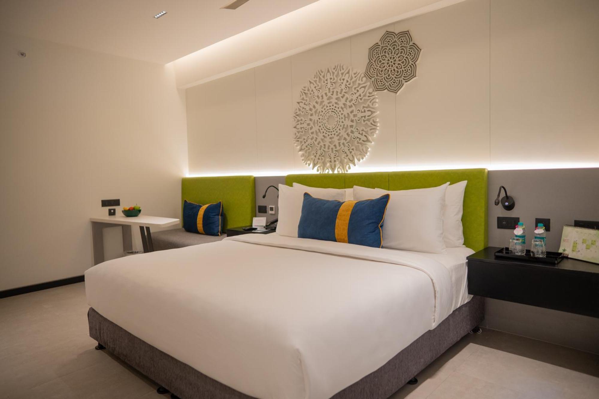 Zibe Luxe Kakinada By Grt Hotels ภายนอก รูปภาพ