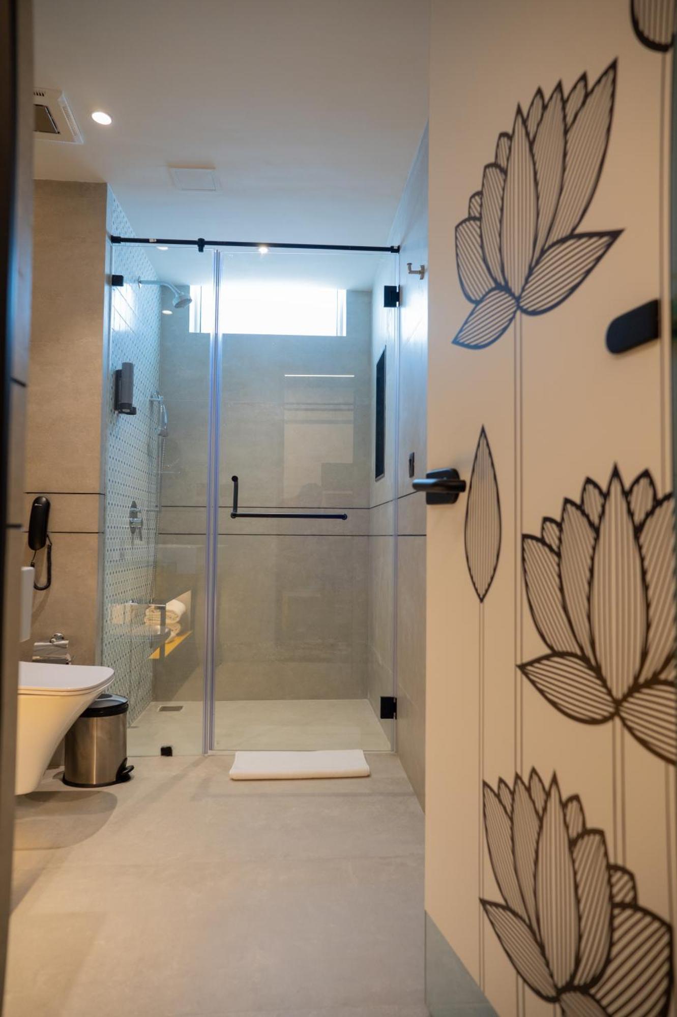 Zibe Luxe Kakinada By Grt Hotels ภายนอก รูปภาพ