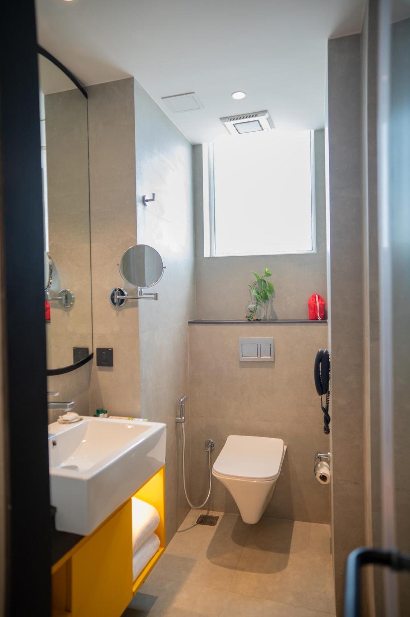 Zibe Luxe Kakinada By Grt Hotels ภายนอก รูปภาพ