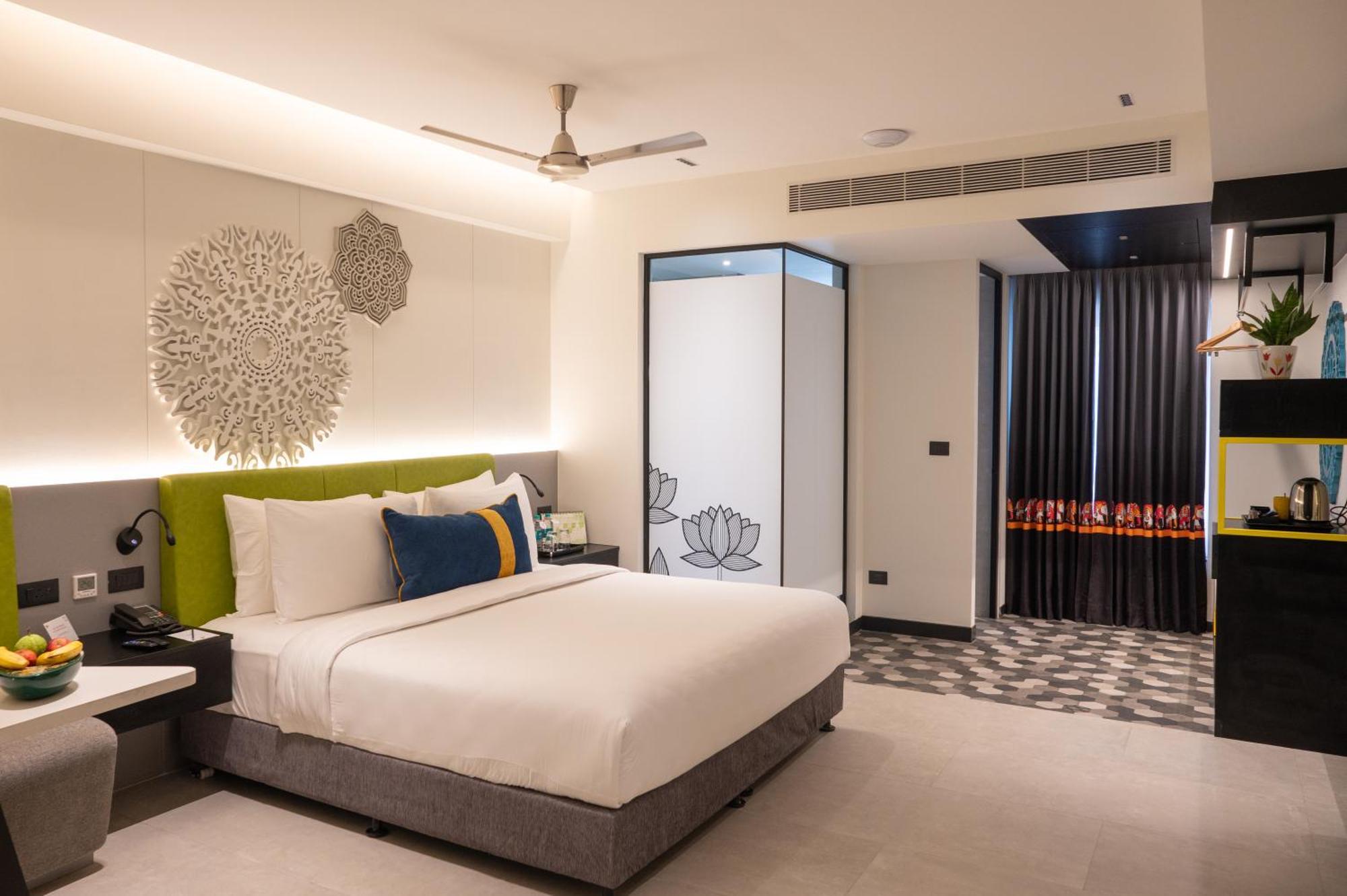 Zibe Luxe Kakinada By Grt Hotels ภายนอก รูปภาพ